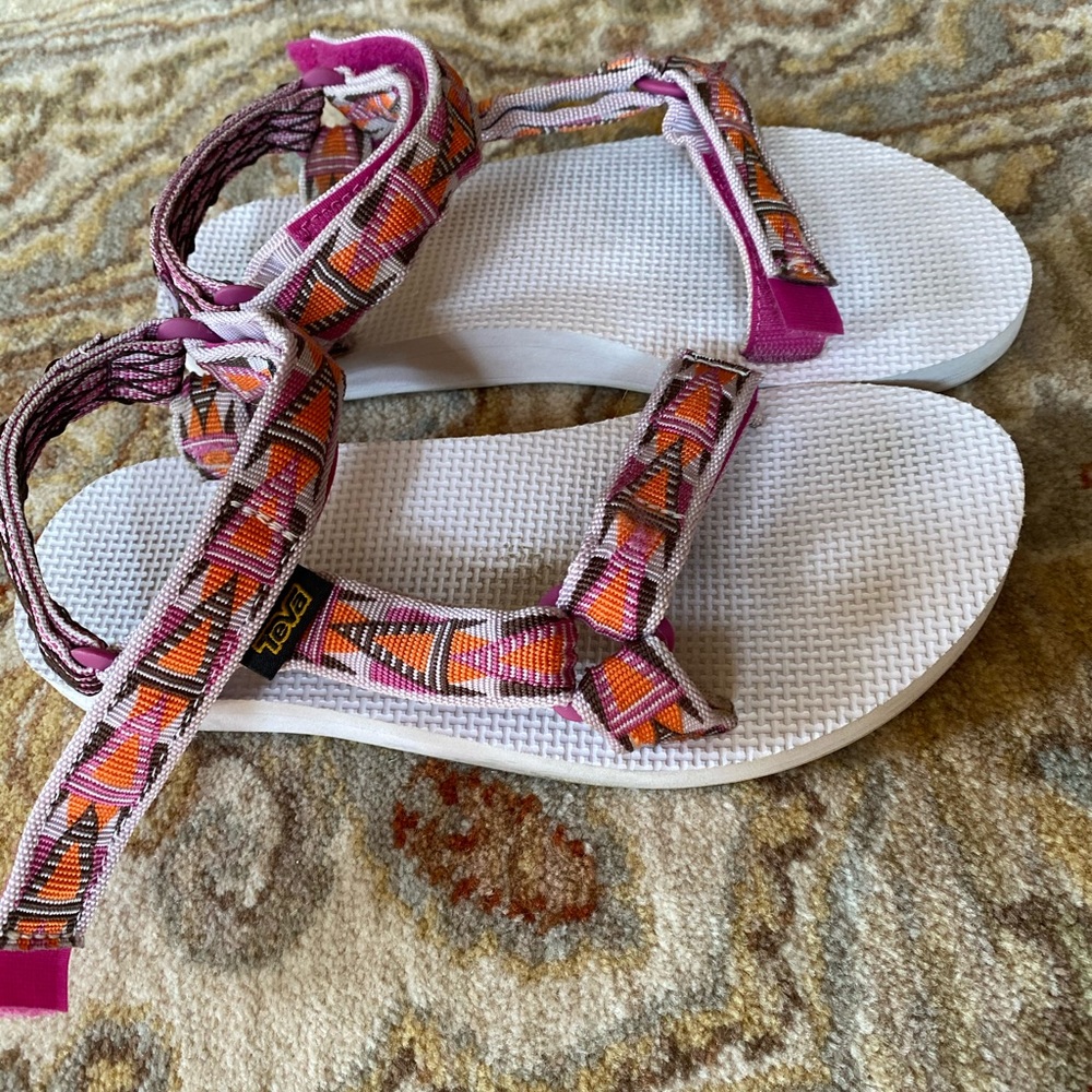 Teva sandals - Picture 2 of 4
